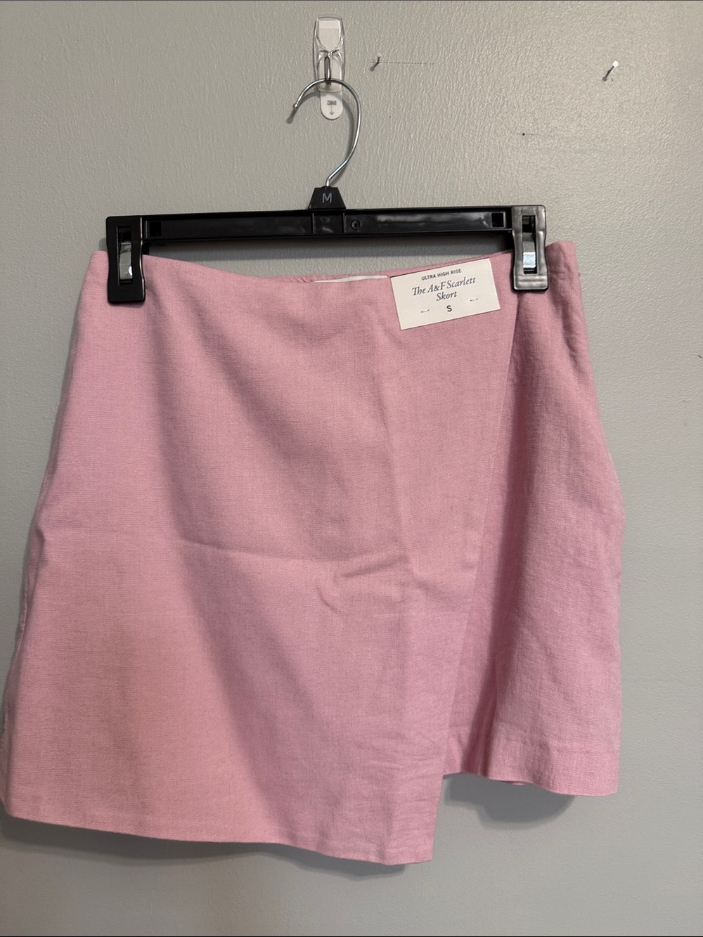 Abercrombie & Fitch Light Pink A-Line Mini Skirt